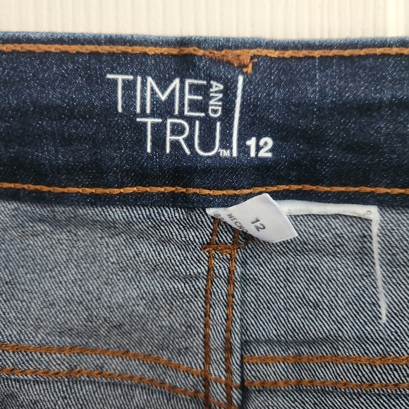 Skinny Jeans - Picture 3 of 3